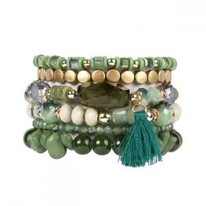 Boho stackable bracelet set in Olive/green